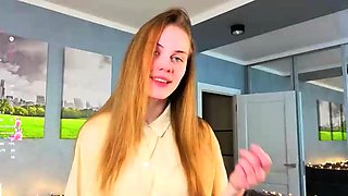 Romanian amateur webcam teen masturbate