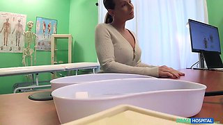 Doctor Gets Tempting Patients Vagina Wet 1 - Fake Hospital
