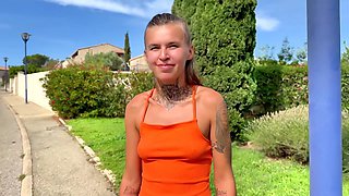 Kelly, an outstanding advisor! - Jacquie et Michel TV