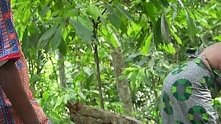 Sexy Encounter in the Jungle