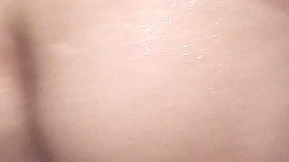 Quick Shower Show Cummy Bear