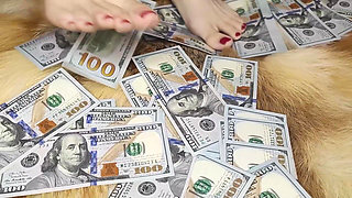 Findom: Cash Goddess Counts cash and Makes You Worship Her Cleavage and Feet