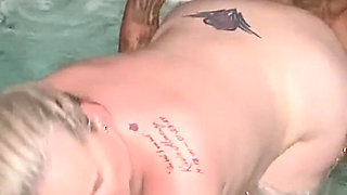 Kendra the Tattooed MILF Takes Ralph's BBC in Steamy Hot Tub