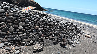 He Saw a Naked Girl on the Beach and Started Jerking off