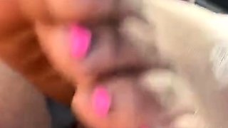 Amateur Foot Fetish Girlfriend Sucks and gives a Footjob