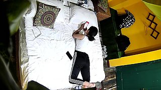 Horny fat arab housewife fingered on amateur hidden cam