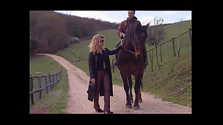 Italian Pornstar Alessandra Schiavo Has a Hot Threesome