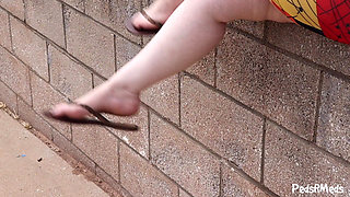 Little Miss Rya Flip Flop Popping Outside