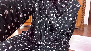 Muslim Hijab Peeing