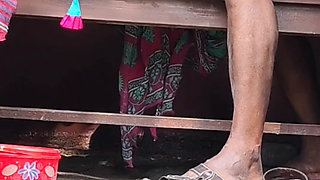 Bhabhi and Dewar Outdoor Bathroom Sex
