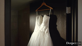 Deeper. Bridesmaid Anna Claire Distracts the Jilted Groom