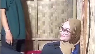 Bokep Indo Adik Sange Dengan Kakak Tobrut