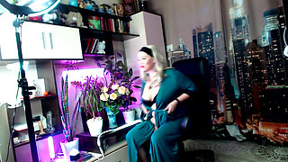 Aimee & Peter: Marital lyrics, or Why a Woman Needs a Mouth-11 .!. ))