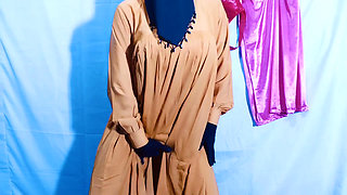 Pakistani Muslim Beauty Queen housewife