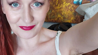 My Fluffy Bush Can't Be Hiddebehind Tights