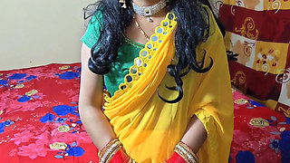 Desi Mast Maal Ko Ghar Bulakar Saree Utha kar Choda