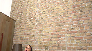 P134g05 Searching for European Beauties Japanese TV Interviews and Picking up a Dark-skinned French Beauty! a Sex-driven Beauty