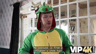 Innocent Sandra Sweet's cosplay movie