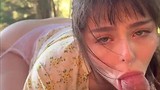 Fuck me hard before some one see us! Beautiful Girlfriend Fucks Me on our FIRST DATE in the Forest