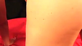 Busty Pawgs Maggie Green and Sam 38G Twerking