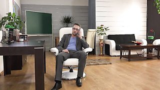 Fairly wench at masturbation scene