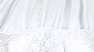 Beauty Pixel Dream Girl with a Booty Virus - 3D Animation Hentai