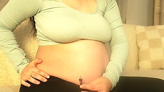 My Pregnant Stepsister Is Mad at Her Tiny Stepsister, so She Humiliates Her, Beats Her, and Then Chews Her Like a Candy.