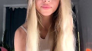 Close up Of Teen Masturbating