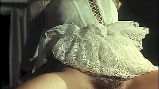 When Cicciolina Organizes a Party, the Orgy Is Guaranteed