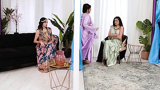 Fingering, Licking and Orgasms in hot Indian Lesbian