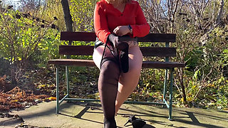 Mature MILF Stepmom Masturbates in Pantyhose