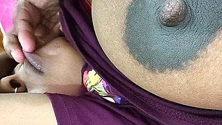 Desi bhabhi aaur desi man boobs suck videos Hindi full xxx.