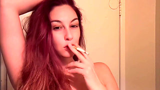 Italian Big Tits MILF Artemisia Love Hot Smoking Session in Bikini