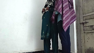 Patni pati pregnant India