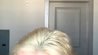 Blonde tight pussy babe solo toy fun in glamour masturbation