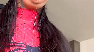 Courtney: Caught in a Bondage Web (hd + Bts))