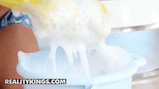 Big Naturals - Kira Queen Kristof Cale - maid for your