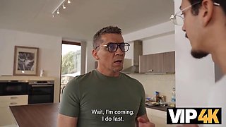 Blonde Steve Qs Big Tits and Butt in Milf New Show