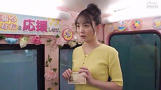 Premium Magic Mirror: Miss Campus University Girls' First Public Deep Kiss x2xA98CD3180C5CE0593C