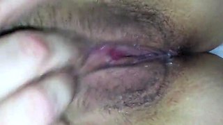 Creamy Close-Up Pussy Play