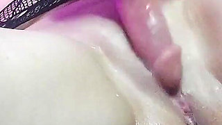 MILF Played with Dildo and Fingers Her Pussy While Alone in the Room