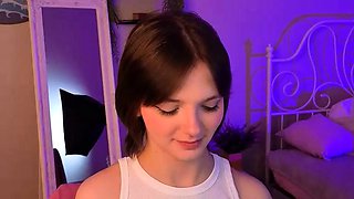 Very hot busty brunette solo masturbation on webcam