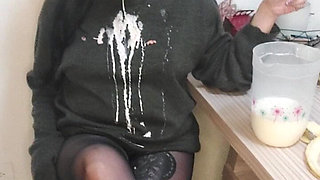 I Fill My Stomach with Food