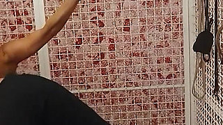 Luci Fixed in the Cage: Inflation Gag, Spanking and Vibrator