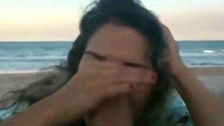 Cheating Girl Takes Facial from Lover at the Beach - Amateur