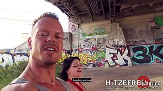 Public squirting with Mini Hotcore! hitzefrei.dating
