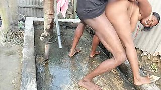 Indian Bhabhi Peeing During Sex - Big Ass Anal Fuck with Devar