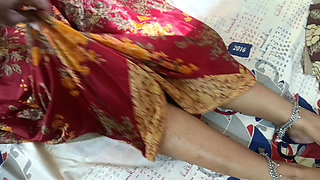 Red color saree cheating Housewife 2