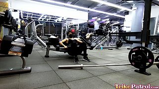 Pinay hooks up with fil-am friend from the gym (trikepatrol⋅com)