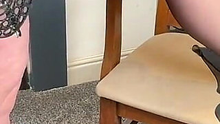 Vgq23 Aunty Sandra Putting on Her Classic Seamed Stockings